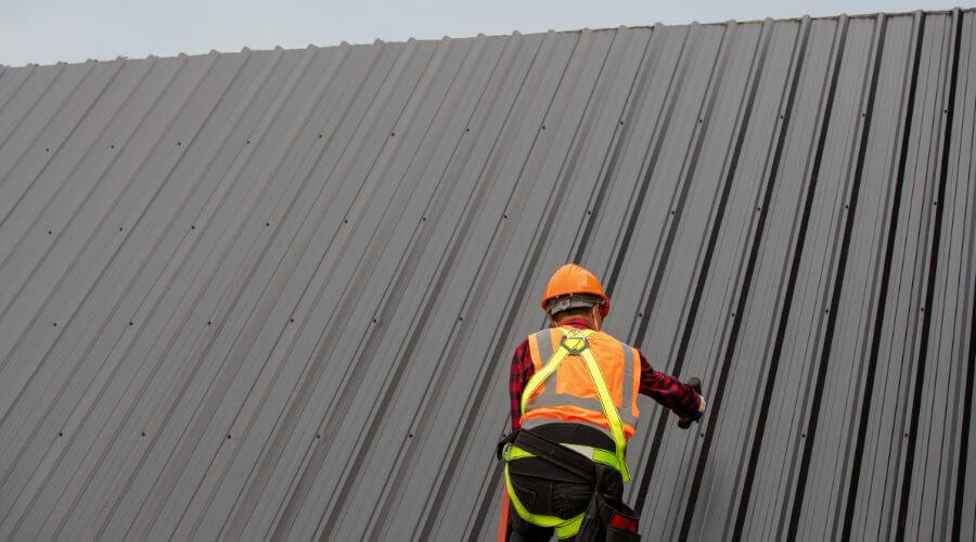 Expert Emergency Roof Repairs services in Osseo, MN